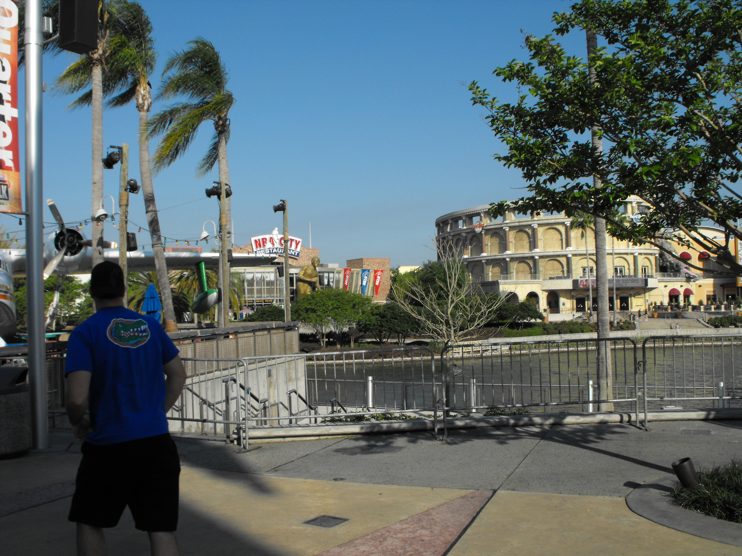 ./2011/Orlando Chorus Trip/Univer Islands 032511 0004.JPG